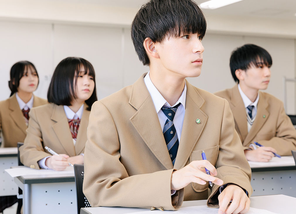 未来高校制服（男子）